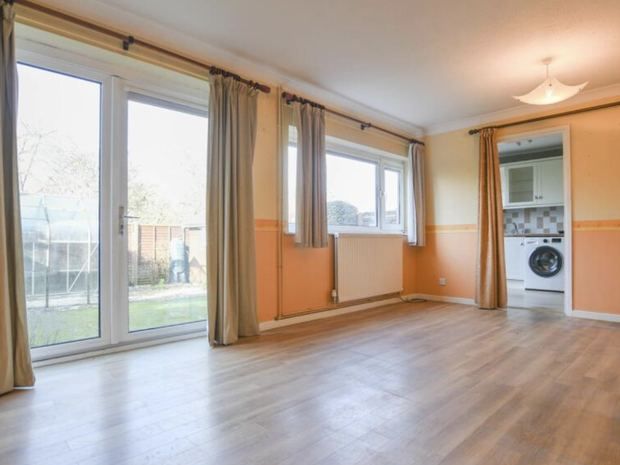 232 Parkers Walk, Studland Park before, photo 1 of 5